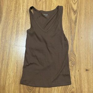 NWOT Old Navy First-Layer Ribbed V-Neck Tank Top Brown Medium